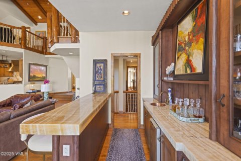 7 bedrooms House in Edwards, USA No. 104579 16