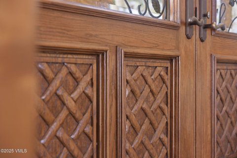 7 bedrooms House in Edwards, USA No. 104579 19