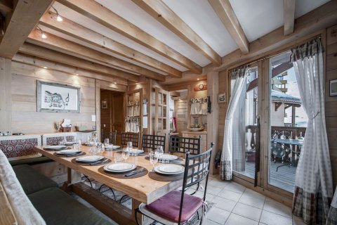 5 bedrooms Apartment in Les Belleville, France No. 100010 9