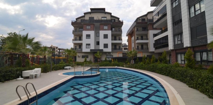 Квартира с 4 комнатами в Оба, Турция №21594