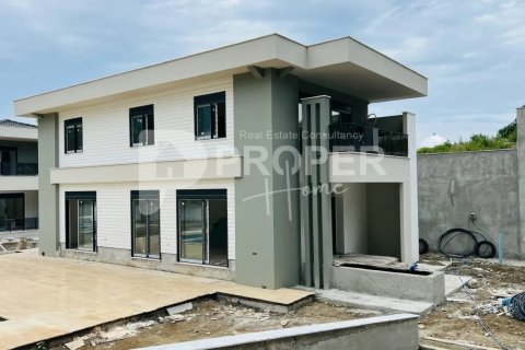 5 rooms Apartment in Nenh, Vietnam No. 13980 4