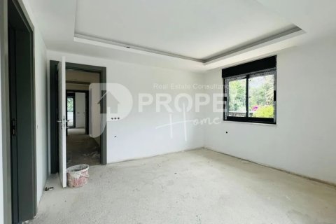 5 rooms Apartment in Nenh, Vietnam No. 13980 7