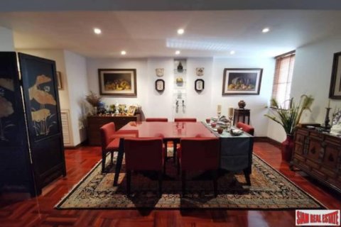 3 bedrooms House in Bangkok, Thailand No. 96109 8