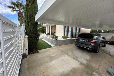 4 bedrooms House in Larnaca, Cyprus No. 76248 12