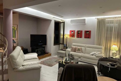 4 bedrooms House in Larnaca, Cyprus No. 76248 3