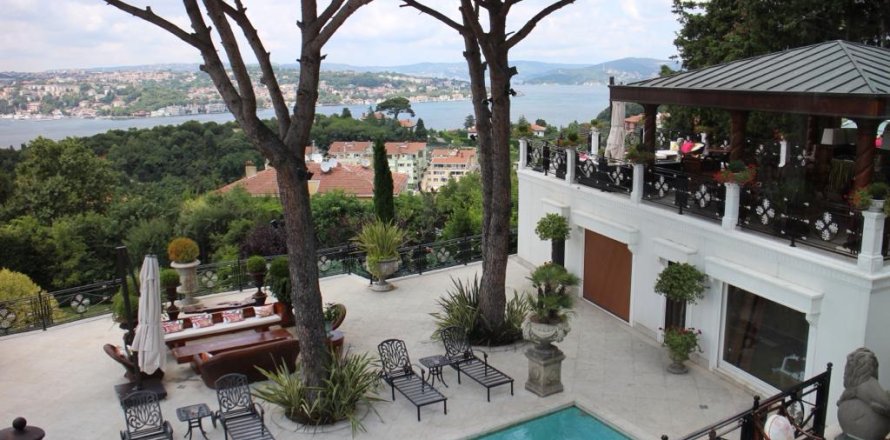 6 bedrooms Villa in Khanh Hoa, Vietnam No. 15828