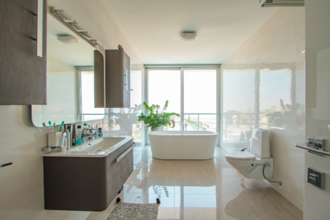 Дом с 5 спальнями в Агиос Тихонас, Кипр №80743 14