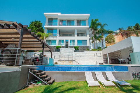 Дом с 5 спальнями в Агиос Тихонас, Кипр №80743 5