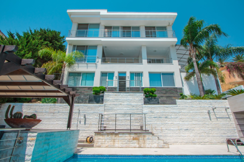 Дом с 5 спальнями в Агиос Тихонас, Кипр №80743 1