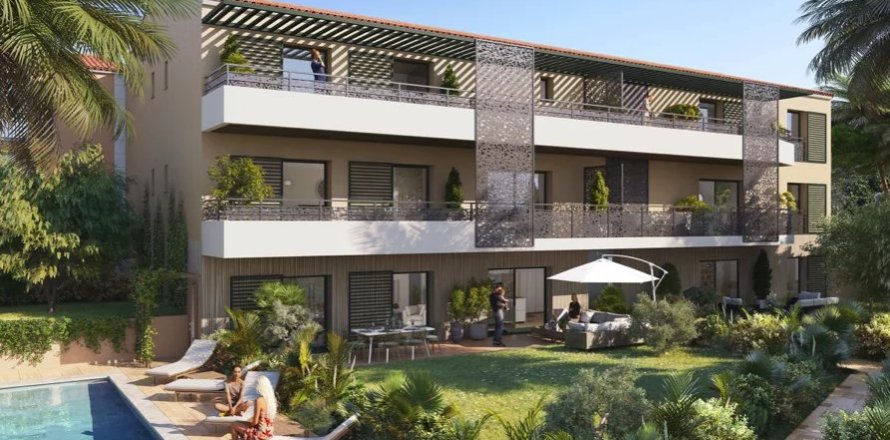 2 bedrooms Apartment in Var, France No. 83665