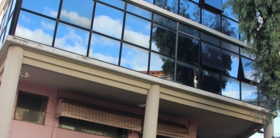 1070m² Building in Peristeri, Greece No. 108515