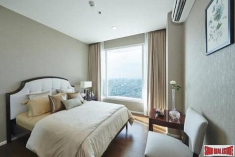 3 bedrooms Apartment in Bangkok, Thailand No. 96966 11