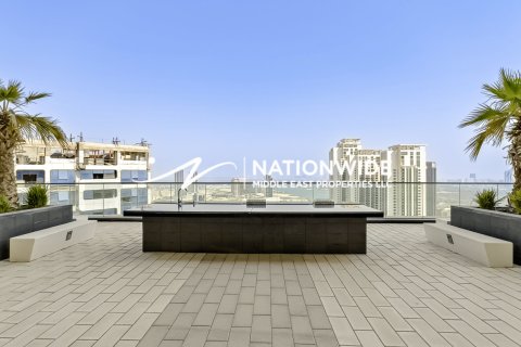 3 bedrooms Apartment in Abu Dhabi, UAE No. 98977