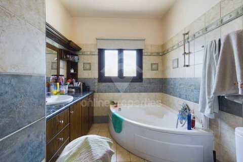 4 bedrooms House in Kiti, Cyprus No. 83515 5