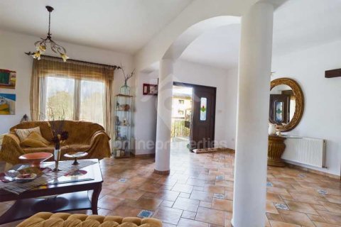 4 bedrooms House in Kiti, Cyprus No. 83515 11