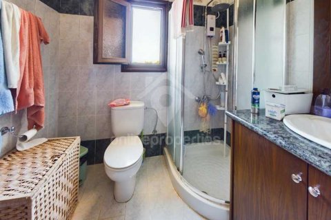 4 bedrooms House in Kiti, Cyprus No. 83515 9