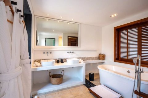 5 bedrooms Villa in Bel Ombre, Mauritius No. 117879 18