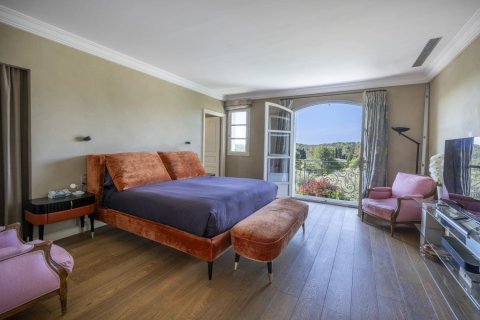 5 bedrooms Villa in Mougins, France No. 99308 15