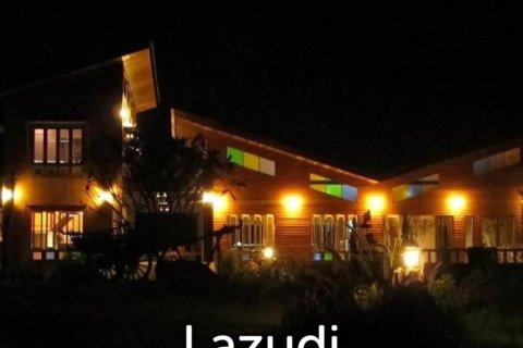 10 bedrooms House in Chiang Mai, Thailand No. 97961 1