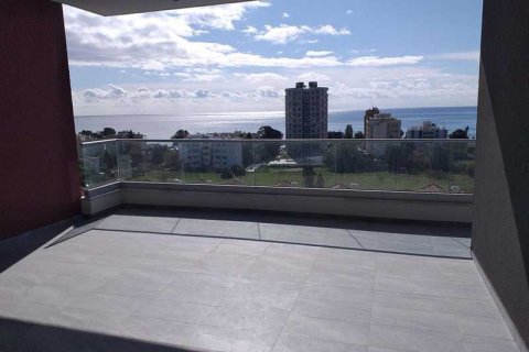 3 bedrooms Apartment in Germasogeia, Cyprus No. 63983 1