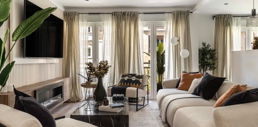 3 bedrooms Apartment in Madrid, Spain No. 89977