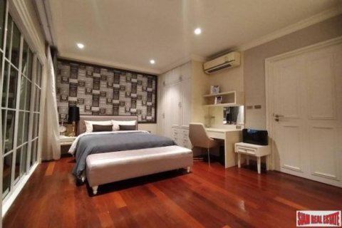 4 bedrooms Townhouse in Pattaya, Thailand No. 97027 17