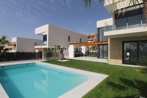 3 dormitorios Villa en Finestrat, Spain No. 26384