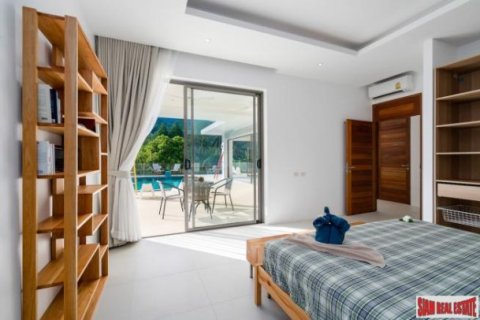 6 bedrooms Villa on the Chaweng Beach, Thailand No. 97079 7