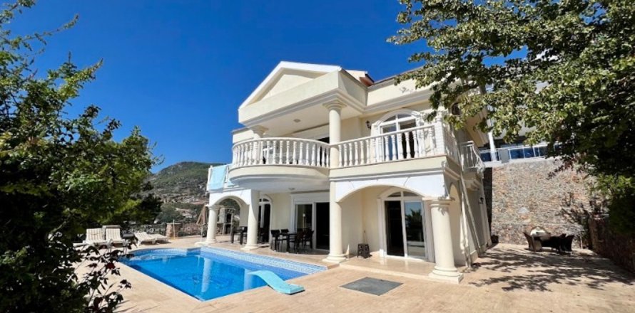 4 bedrooms Villa in Chau Lang, Vietnam No. 113950