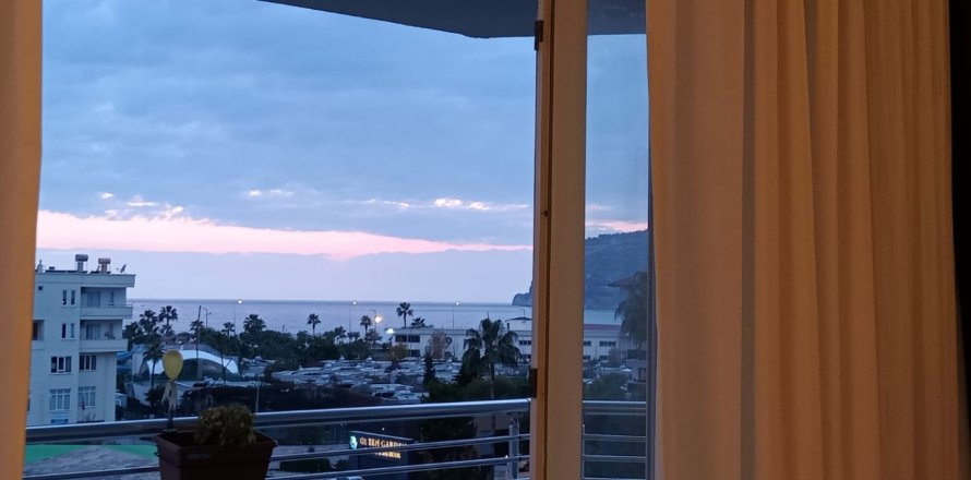 3 bedrooms Penthouse in Oba, Turkey No. 12299