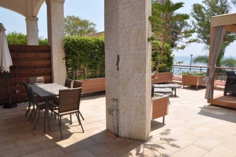 3 bedrooms Maisonette in Germasogeia, Cyprus No. 101816 12