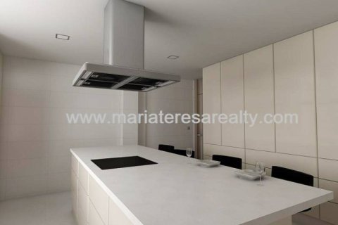 5 bedrooms Villa in Hai Xuan, Vietnam No. 85868 10