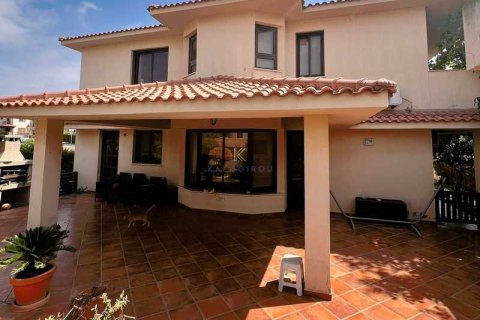 4 dormitorios House en Larnaca, Cyprus No. 65424 1