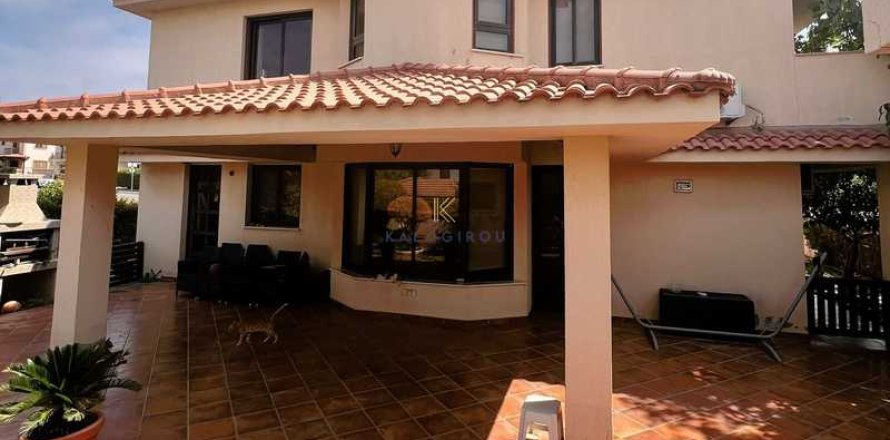 4 dormitorios House en Larnaca, Cyprus No. 65424