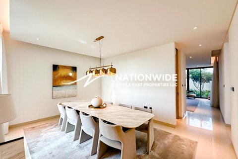 4 bedrooms Villa in Binh Duong, Vietnam No. 86516 5