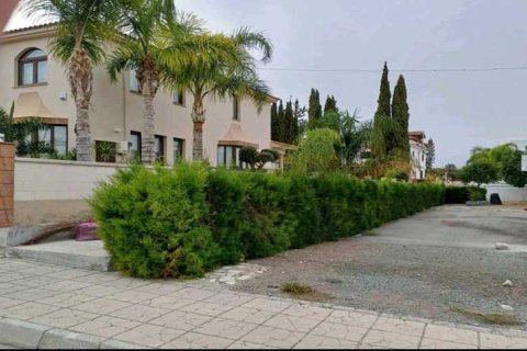 4 bedrooms House in Aradippou, Cyprus No. 101287 3