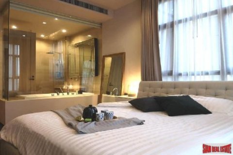 2 bedrooms Apartment in Bangkok, Thailand No. 96316 1