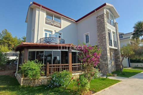 6 bedrooms Villa in Fethiye, Turkey No. 128017