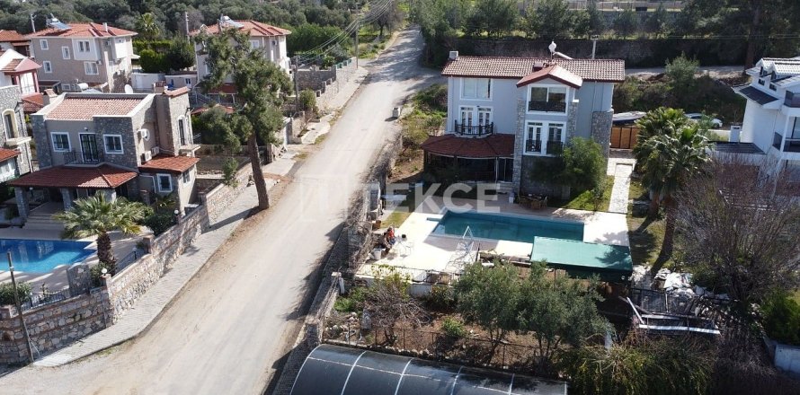 6 chambres Villa à Fethiye, Turkey No. 128017