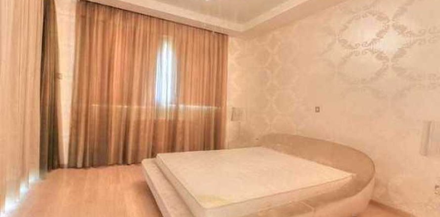 5 chambres House à Mesa Geitonia, Cyprus No. 39669