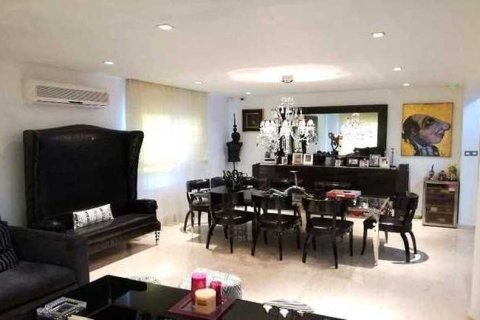 5 chambres House à Mesa Geitonia, Cyprus No. 39669 11