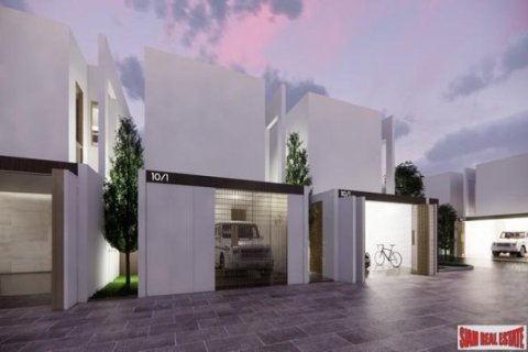 3 bedrooms Villa in Phuket, Thailand No. 96715 1