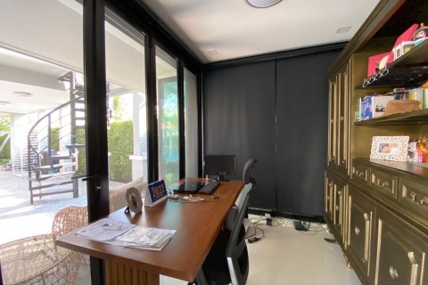 4 bedrooms House in Chiang Mai, Thailand No. 98185 22