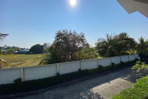 4 bedrooms House in Chiang Mai, Thailand No. 98185 15