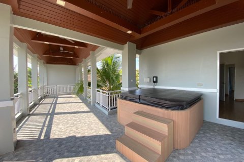 4 bedrooms House in Chiang Mai, Thailand No. 98185 13