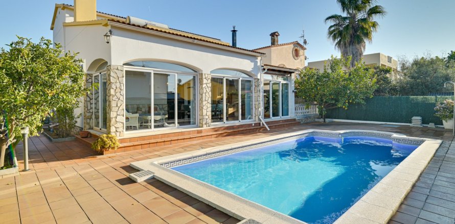 3 chambres House à Lloret de Mar, Spain No. 99098