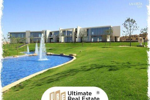 5 bedrooms Villa in Madinet Al Sahafeyeen, Vietnam No. 38127 1