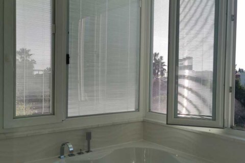 6 chambres Villa à Pyrgos, Cyprus No. 65285 12