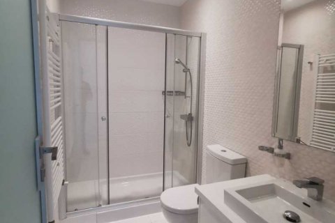 6 chambres Villa à Pyrgos, Cyprus No. 65285 7