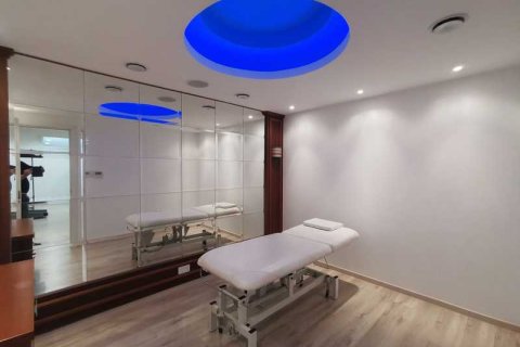 6 chambres Villa à Pyrgos, Cyprus No. 65285 10